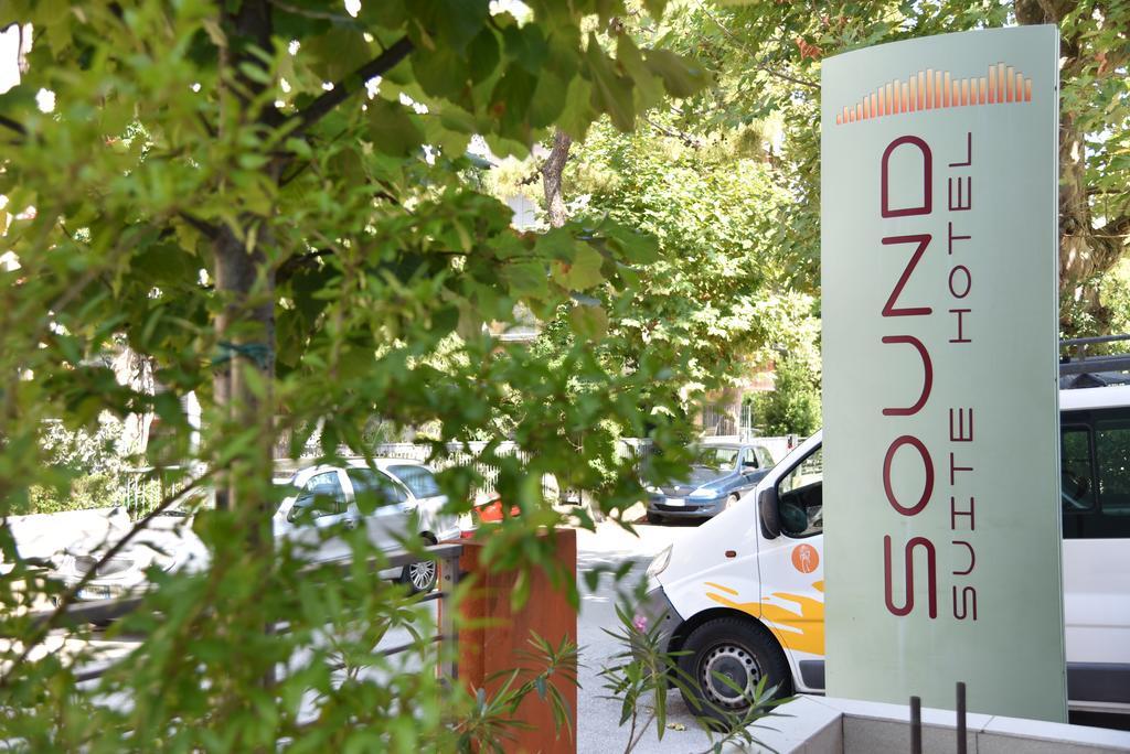 Sound Suite Hotel Riccione Exterior foto